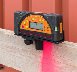 FR 77-MM -  kombi přijímač pro rotační lasery s červeným i zeleným paprskem a zobrazením výšky v mm, fotografie 7/4